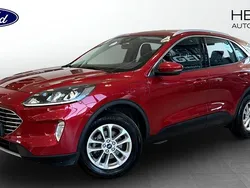 Röd (red) Begagnad 2022 Ford Kuga Titanium SUV | 244 900 kr (Marknadspris)