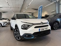 Vit Begagnad 2022 Citroën e-C4 Shine Halvkombi | 219 900 kr (Marknadspris)