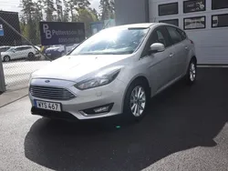 Grå Begagnad 2018 Ford Focus Titanium Halvkombi | 116 000 kr (Bra pris)