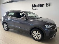 Grå (smokey grey metallic) Begagnad 2024 VW T-Cross Life SUV | 244 900 kr (Marknadspris)