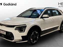 Vit (white) Begagnad 2022 Kia e-Niro 2 SUV | 329 900 kr (Dyr)