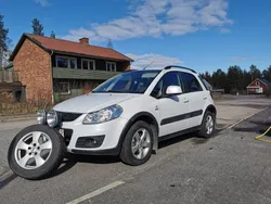 Vit Begagnad 2012 Suzuki SX4 Halvkombi | 79 500 kr (Lite dyr)