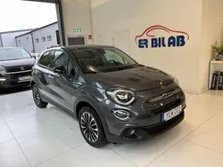 Grå Begagnad 2023 Fiat 500X SUV | 219 900 kr
