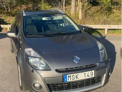 Grå Begagnad 2012 Renault Clio GrandTour Kombi | 32 500 kr (Marknadspris)