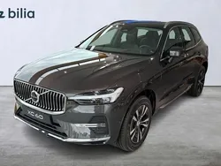 Grå Ny 2024 Volvo XC60 Core SUV | 569 900 kr (Marknadspris)