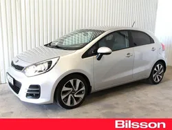 Grå Begagnad 2015 Kia Rio Halvkombi | 95 000 kr (Marknadspris)