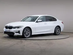 Vit Begagnad 2019 BMW 330e Sport Line Sedan | 265 000 kr (Bra pris)