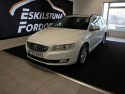 Vit Begagnad 2014 Volvo V70 Momentum Kombi | 134 900 kr (Lite dyr)