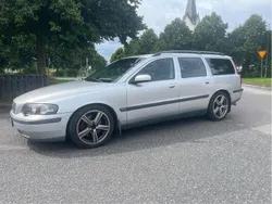 Grå Begagnad 2004 Volvo V70 Business Edition Kombi | 22 000 kr (Bra pris)