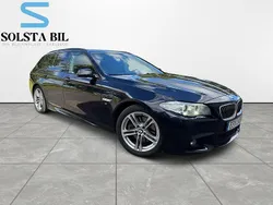 Svart Begagnad 2016 BMW 520 M Sport Kombi | 199 900 kr (Marknadspris)
