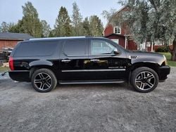 Svart Begagnad 2008 Cadillac Escalade SUV | 210 000 kr