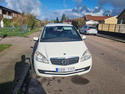 Vit Begagnad 2010 Mercedes A160 Classic Halvkombi | 34 000 kr (Marknadspris)