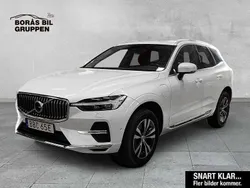 Vit Begagnad 2023 Volvo XC60 Core SUV | 369 000 kr (Superpris)
