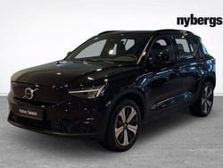 Svart Begagnad 2023 Volvo XC40 Core SUV | 329 000 kr