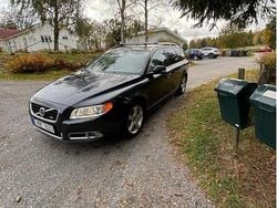 Grå Begagnad 2010 Volvo V70 Summum Kombi | 45 000 kr (Marknadspris)