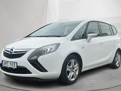 Vit Begagnad 2016 Opel Zafira Minibuss | 90 000 kr