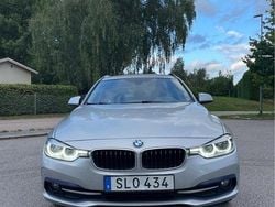 Silver Begagnad 2017 BMW 318 Sport Line Kombi | 149 000 kr (Marknadspris)