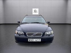 Blå Begagnad 2004 Volvo V70 Kombi | 29 900 kr (Marknadspris)