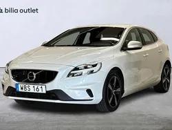 Vit Begagnad 2018 Volvo V40 R-Design Kombi | 219 900 kr (Lite dyr)
