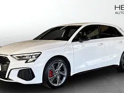 Vit (white) Begagnad 2021 Audi A3 e-tron S-Line Halvkombi | 289 900 kr