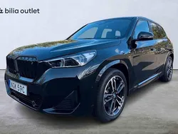 Svart Begagnad 2024 BMW iX1 SUV | 479 900 kr (Dyr)