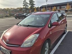 Röd Begagnad 2009 Toyota Prius Halvkombi | 52 000 kr (Bra pris)