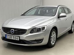 Silver Begagnad 2018 Volvo V60 Momentum Kombi | 149 900 kr (Bra pris)