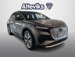 Tyfongrå metallic Begagnad 2022 Audi Q4 e-tron Advanced SUV | 374 900 kr