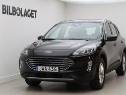 Svart Begagnad 2022 Ford Kuga Titanium SUV | 209 800 kr (Marknadspris)