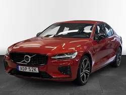 Röd Begagnad 2021 Volvo S60 R-Design Sedan | 389 900 kr (Marknadspris)