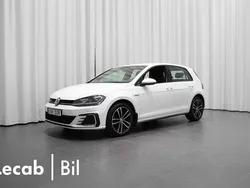 Vit (pure white) Begagnad 2020 VW Golf VIII GTE Kombi | 224 500 kr (Marknadspris)