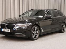 Svart Begagnad 2022 BMW 520 Kombi | 339 900 kr (Superpris)