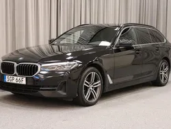 Svart Begagnad 2022 BMW 520 Kombi | 359 900 kr (Bra pris)