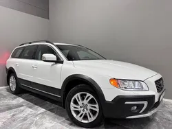 Vit Begagnad 2013 Volvo XC70 Summum SUV | 124 900 kr (Marknadspris)
