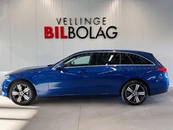 Blå Begagnad 2022 Mercedes C300e Avantgarde Kombi | 349 500 kr (Bra pris)