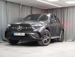 Grå Begagnad 2023 Mercedes GLC300e Premium SUV | 699 000 kr (Lite dyr)