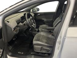 Vit Begagnad 2022 VW ID.5 Pro Performance SUV | 339 900 kr (Marknadspris)