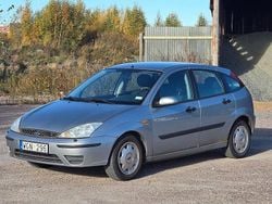Silver Begagnad 2004 Ford Focus Halvkombi | 14 900 kr (Marknadspris)
