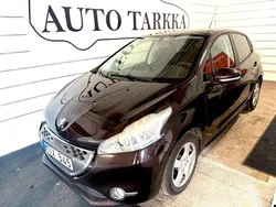 Svart Begagnad 2012 Peugeot 208 Halvkombi | 74 900 kr (Marknadspris)