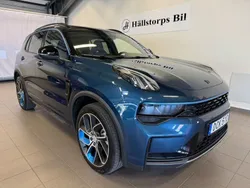 Blå Begagnad 2023 Lynk & Co 01 SUV | 314 900 kr (Marknadspris)