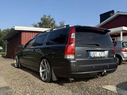 Grå Begagnad 2008 Volvo V70 Momentum Kombi | 37 000 kr (Marknadspris)