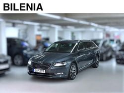 Mörkgrå Begagnad 2017 Skoda Superb Business Line Kombi | 194 900 kr (Bra pris)