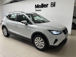 Vit (nevada white metallic) Begagnad 2024 Seat Arona Style SUV | 189 900 kr (Marknadspris)