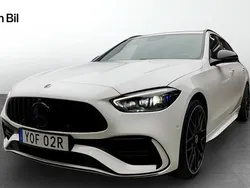 Vit Begagnad 2022 Mercedes C300e AMG Kombi | 409 900 kr (Marknadspris)