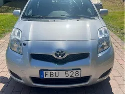 Silver Begagnad 2009 Toyota Yaris Halvkombi | 52 500 kr (Marknadspris)