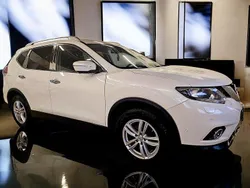 Vit Begagnad 2016 Nissan X-Trail SUV | 119 900 kr (Marknadspris)