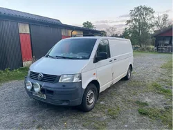 Vit Begagnad 2007 VW T5 Van | 36 000 kr (Bra pris)