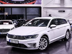 Vit Begagnad 2016 VW Passat GTE Kombi | 169 900 kr (Lite dyr)