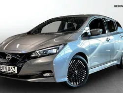 Grå (grey) Begagnad 2022 Nissan Leaf N-Connecta Halvkombi | 179 900 kr (Bra pris)