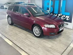 Röd Begagnad 2009 Volvo V50 Momentum Kombi | 29 000 kr (Marknadspris)